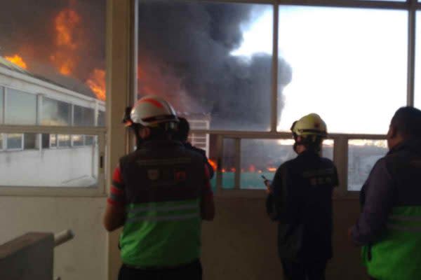 incendio bodega centro cdmx (1)