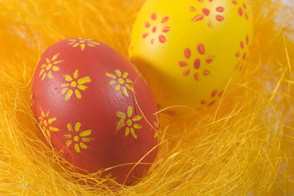 11) Two-Tone Painted Easter Eggs