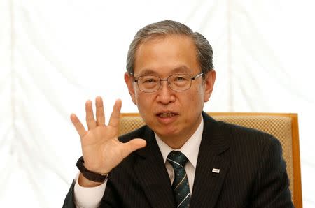 Toshiba Corp Chief Executive Satoshi Tsunakawa attends a round-table interview with reporters in Tokyo, Japan, June 23, 2016. REUTERS/Thomas Peter