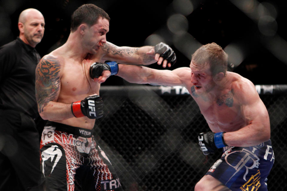 Frankie Edgar and Gray Maynard at UFC 125. (USA TODAY Sports)