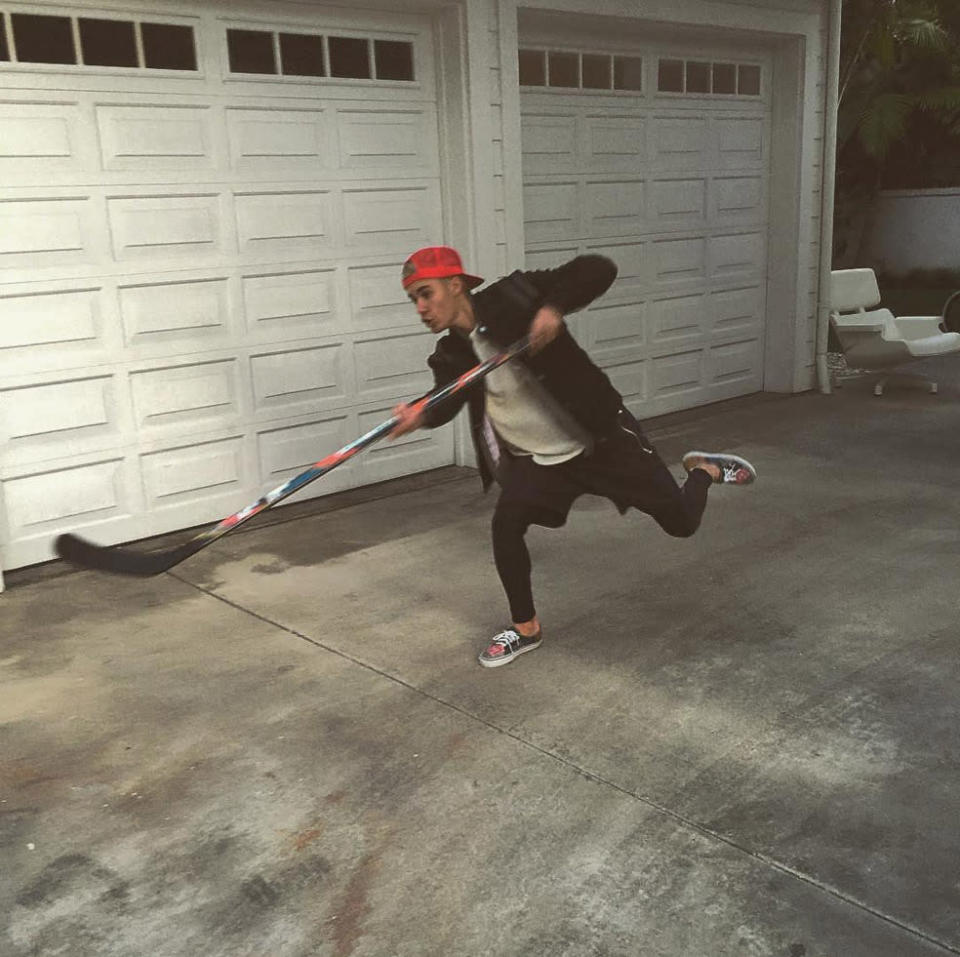 Canadian Justin Bieber, practicing his country’s unofficial sport: “Ur all dusty at hockey and anyone who wants to try and dangle Me i’ll let u know right now I will snipe top cheese and I’m going to the show hahah #hockeyterms” -@justinbieber (Photo: Instagram)