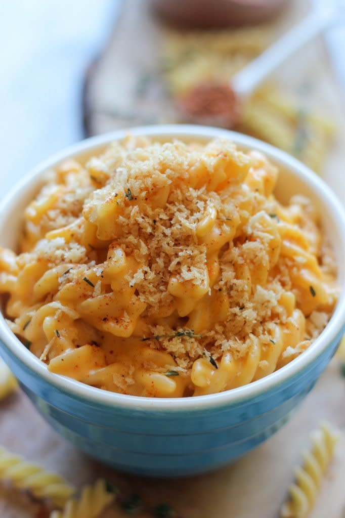 <strong>Get the <a href="http://damndelicious.net/2013/09/25/stovetop-mac-cheese/" target="_blank">Stovetop Mac And Cheese recipe</a> from Damn Delicious</strong>