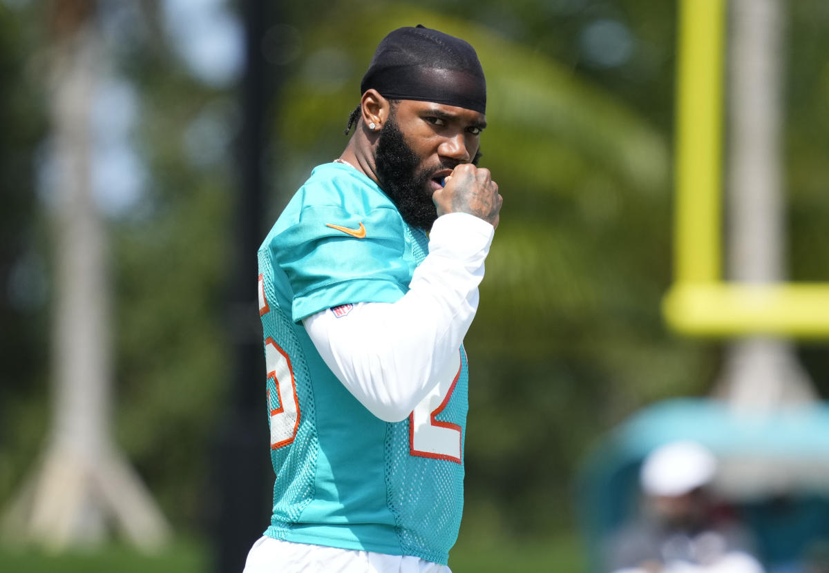 MMQB NFL Podcast: Xavien Howard contract, Brian Flores - Sports Illustrated