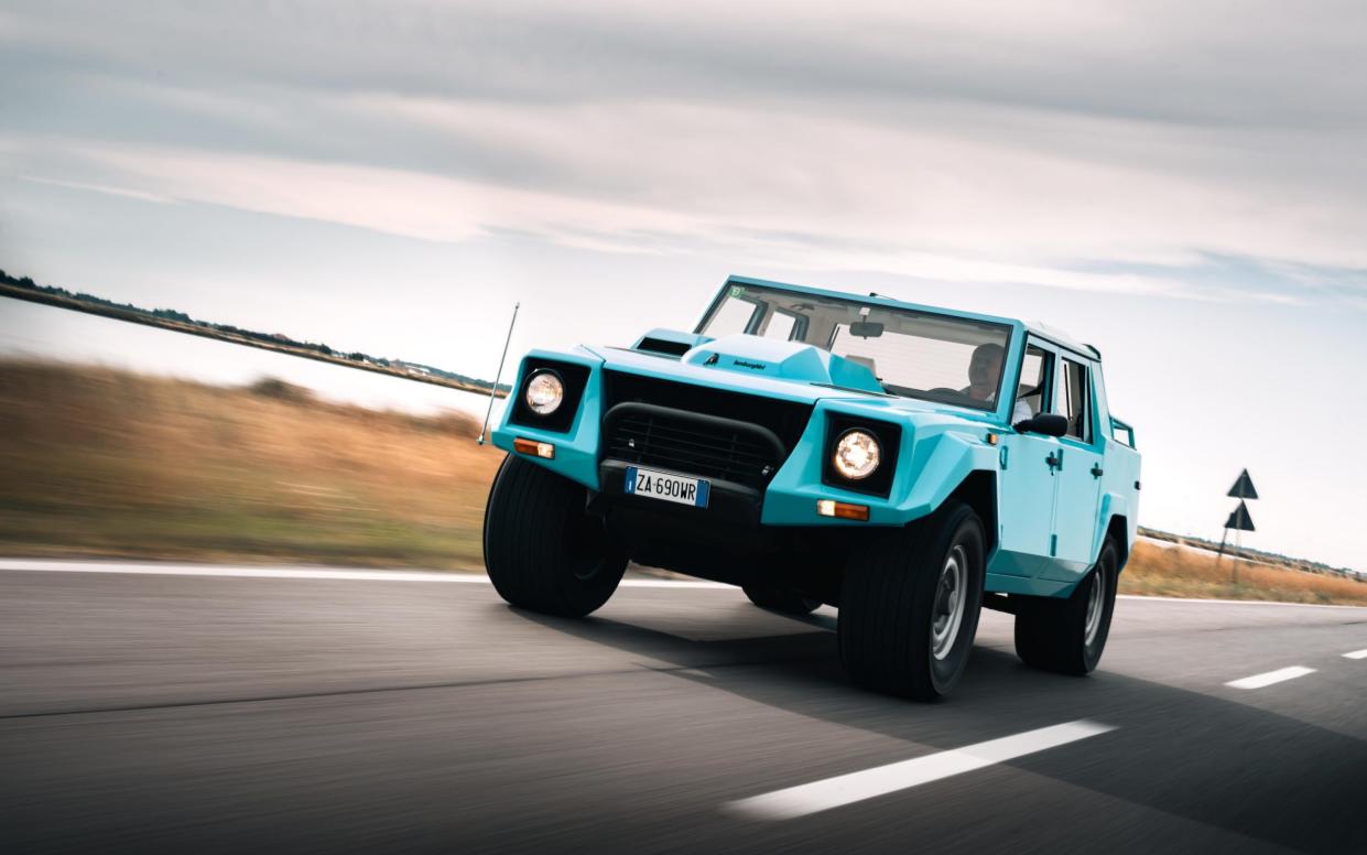 Lamborghini LM002