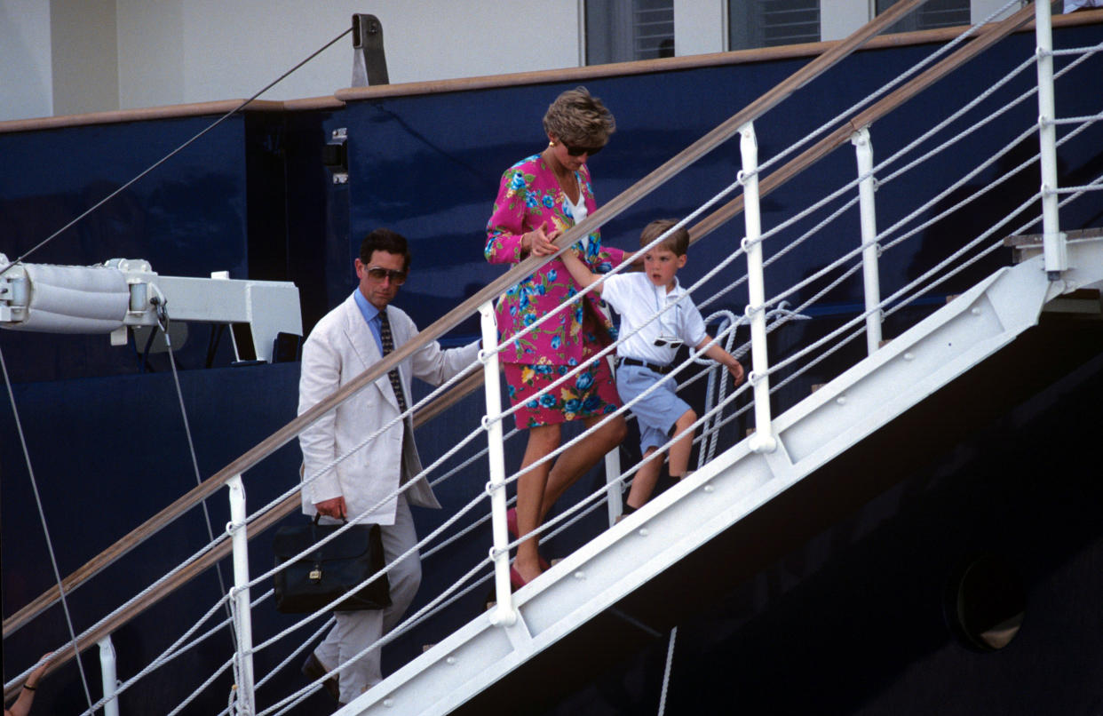 PRINCE CHARLES AND PRINCESS DIANA ON HOLIDAY, ITALY - 1991 (David Hartley / Shutterstock)