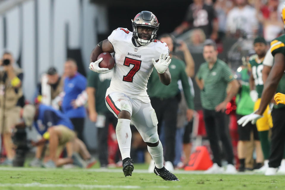 Tampa Bay Buccaneers running back Leonard Fournette is worth targeting in fantasy trades off a quiet few weeks. (Photo by Cliff Welch/Icon Sportswire via Getty Images)