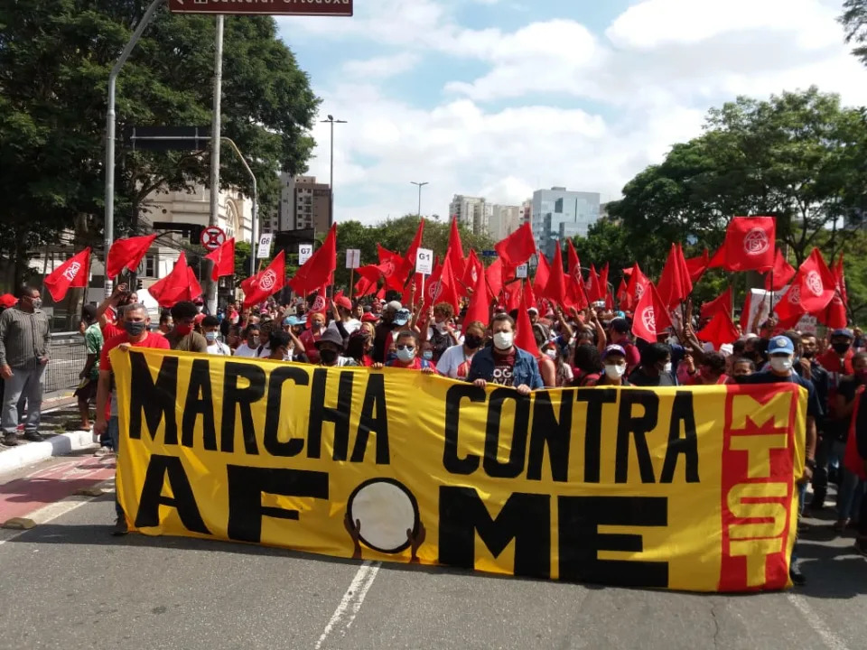 Protesto do MTST contra a fome. Ato aconteceu neste sábado em SP (Reprodução Twitter)