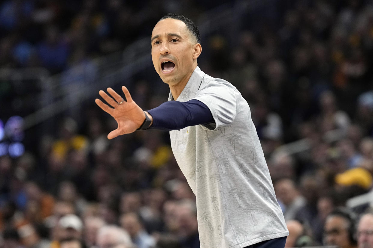 Shaka Smart and the Golden Eagles rolled his former Longhorns Wednesday night. (Jeff Hanisch/Reuters)