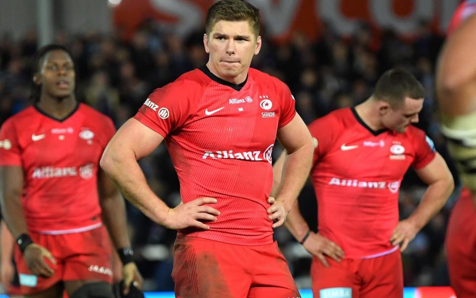 Owen Farrell of Saracens looks dejected after a defeat