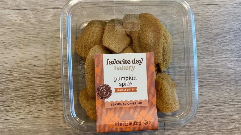 Target Pumpkin Spice Madeleine Cookies