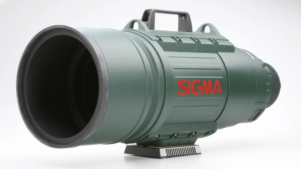 Sigma APO 200-500mm f/2.8 EX DG