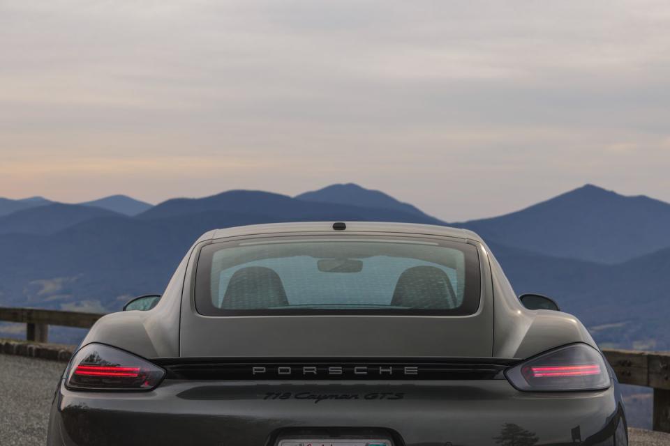 2022 porsche 718 cayman gts 40