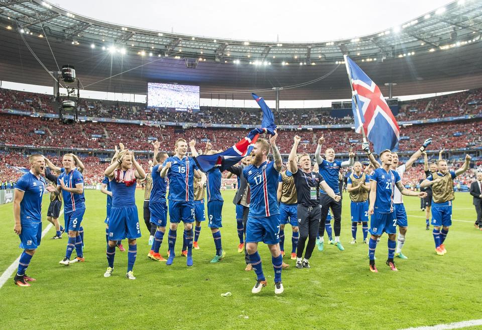 <p>Seit der EM 2016, dem ersten großen Turnier der Isländer, sind sie als Stimmungsmacher bekannt. Die Weltmeisterschaft in Russland ist die erste WM überhaupt für das Team aus dem Norden. Dafür tritt die Insel aber direkt mit einem recht wertvollen Team an. Der beim FC Everton spielende Gylfi Sigurdsson macht aber alleine schon 30 Millionen des Werts aus. </p>