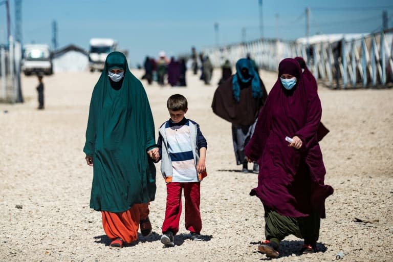 Des femmes détenues au camp de Roj, dans le nord-est de la Syrie, le 28 mars 2021 - Delil SOULEIMAN © 2019 AFP