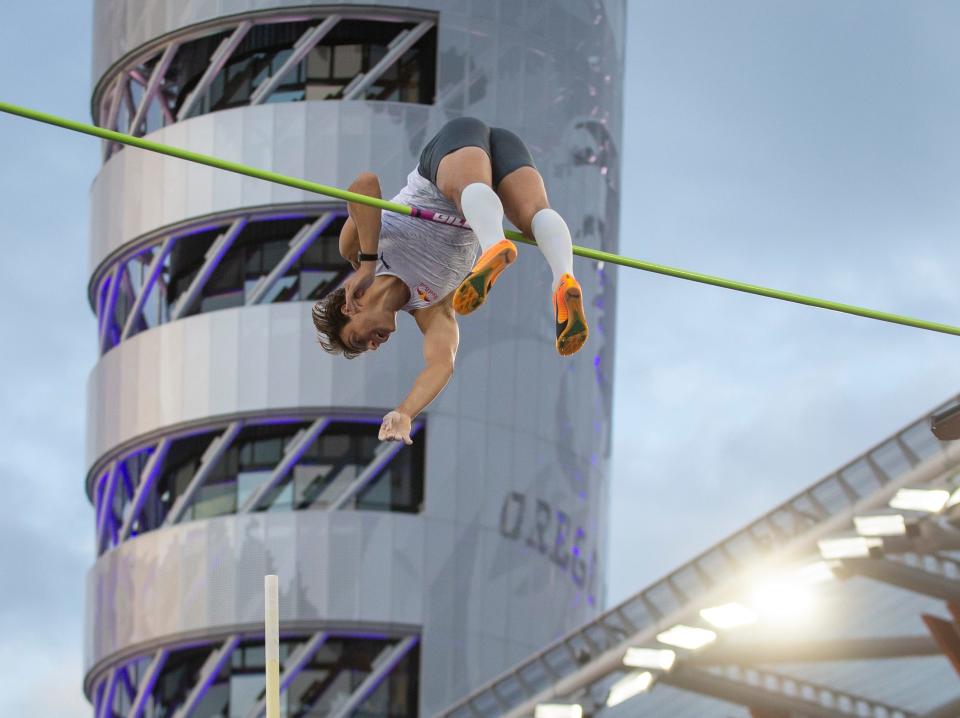 Sweden’s Armand Duplatis clears the bar to win the men’s pole vault at the 2022 Prefontaine Classic at Hayward Field Friday, May 27, 2022. 