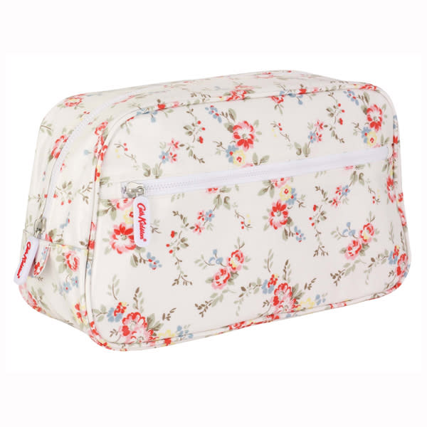 <b>Cath Kidston Printed Large Wash Bag, £18.00</b><br><br>You can’t have an on-trend beauty kit without a stylish make-up bag to put it all it. We love this wipe-clean wash bag from Cath Kidston, adorned with a ditsy flower print. You’ll be the envy of all the other passengers…<br><br><b>Buy it now</b>: <a href="http://www.asos.com/Cath-Kidston/Cath-Kidston-Printed-Large-Wash-Bag/Prod/pgeproduct.aspx?iid=2180783&SearchQuery=cath%20kitson&sh=0&pge=2&pgesize=20&sort=3&clr=Bleachedflowers" rel="nofollow noopener" target="_blank" data-ylk="slk:ASOS.com;elm:context_link;itc:0;sec:content-canvas" class="link ">ASOS.com</a><br><br><em>What beauty treats will you be packing in your hand luggage?</em><br><br>By <a href="http://uk.lifestyle.yahoo.com/blogs/author/sophia-moir/" data-ylk="slk:Sophia Moir;elm:context_link;itc:0;sec:content-canvas" class="link ">Sophia Moir</a>