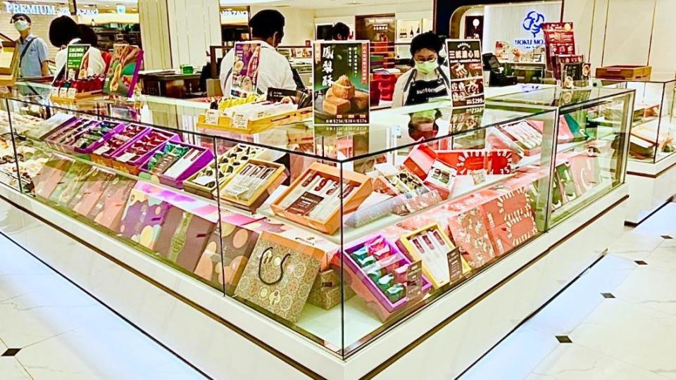 「三統漢菓子」8月再拓新點進駐全新裝潢的忠孝SOGO。（圖／三統漢菓子提供）