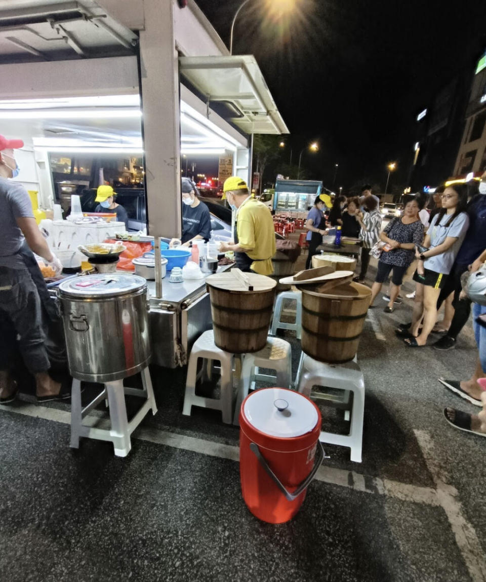 Legendary Beancurd - Food truck