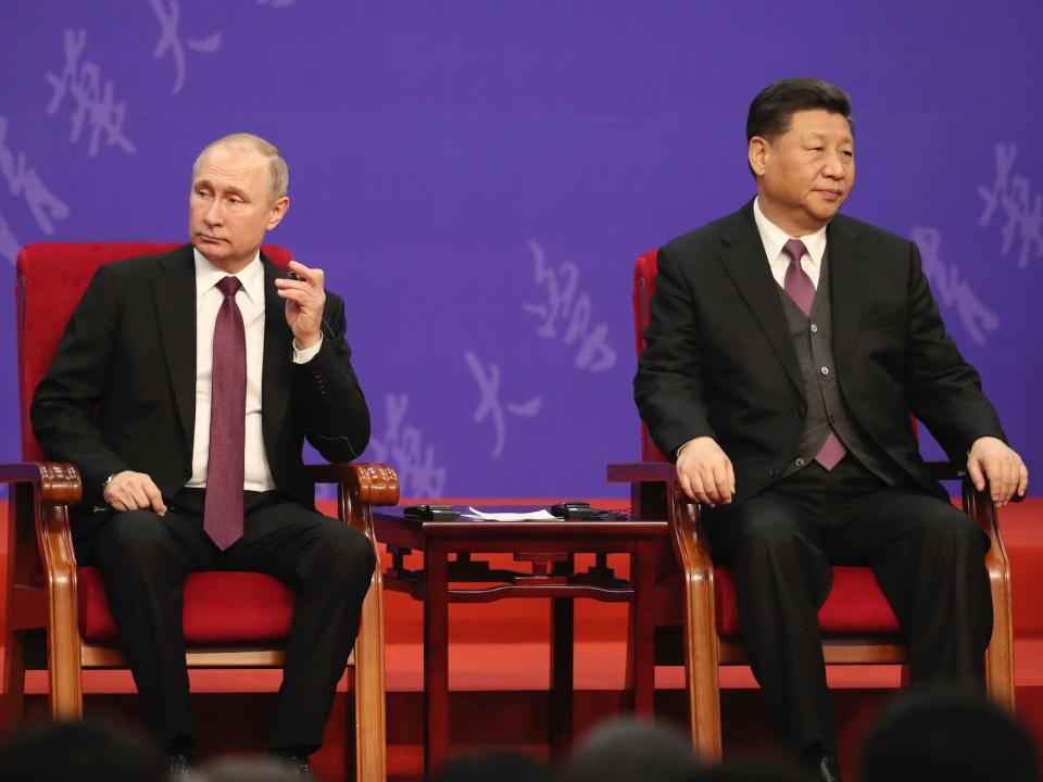 Vladimir Putin and Xi Jinping