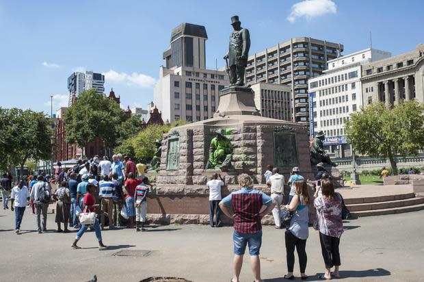 SAFRICA-PROTEST-STUDENTS-RACISM 