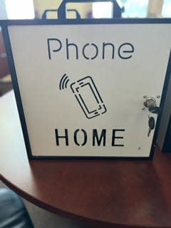 A pilot program at Mount Healthy Junior School requires students to drop off their phones at the beginning of each core class. The district might expand this protocol districtwide.