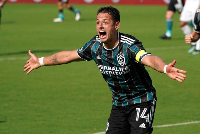 Javier Hernandez celebrates his second goal