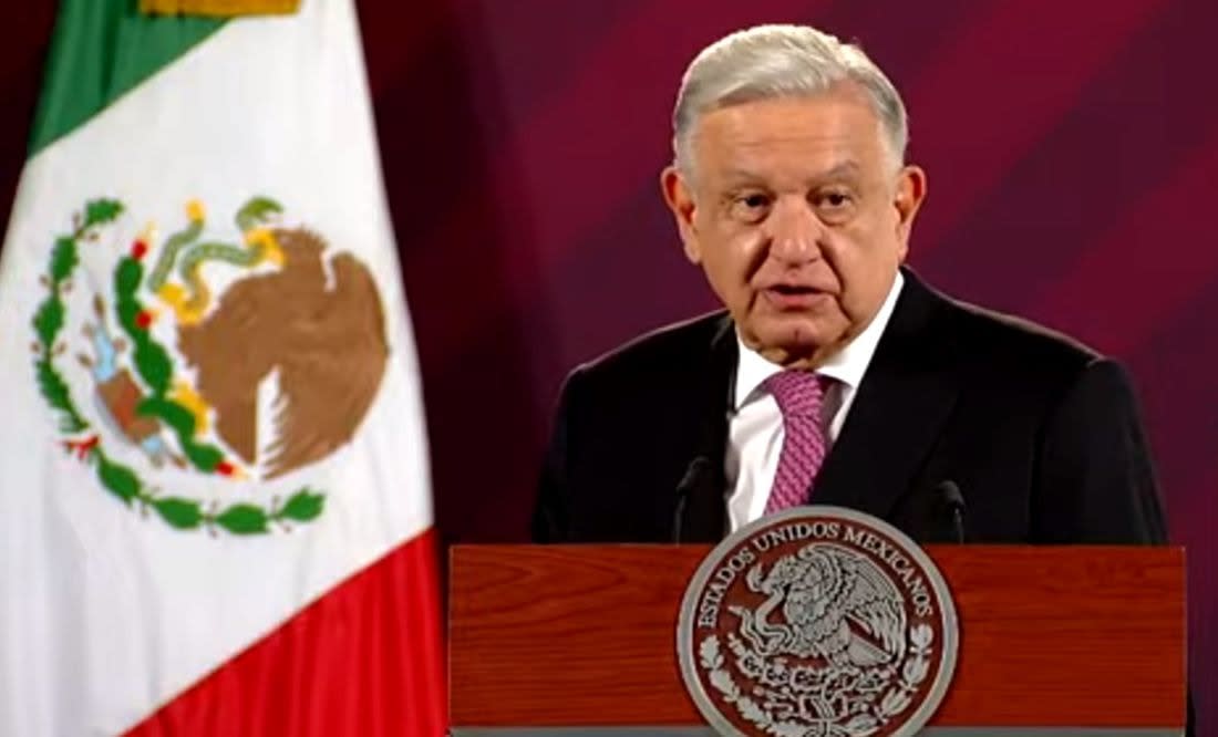 AMLO ve posible reunión con INE para 