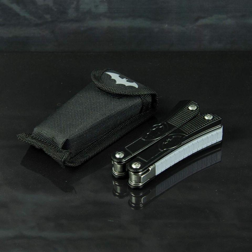 Pocket Multi-Tool (Photo: DC Store)