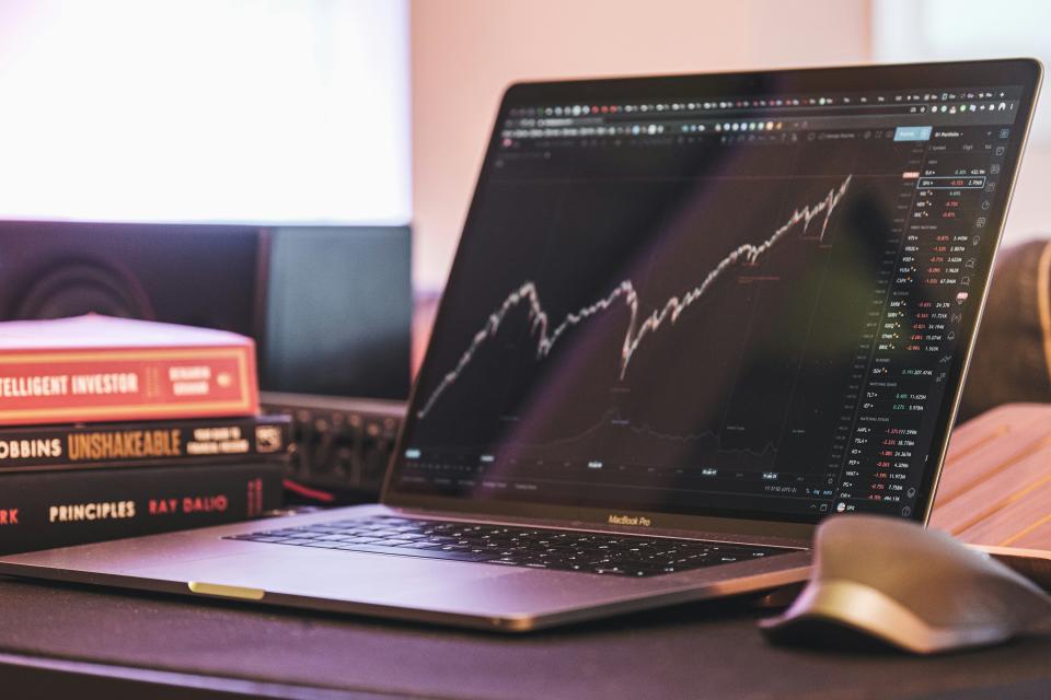 Is LyondellBasell Industries NV (NYSE:LYB) the Best International Dividend Stock?