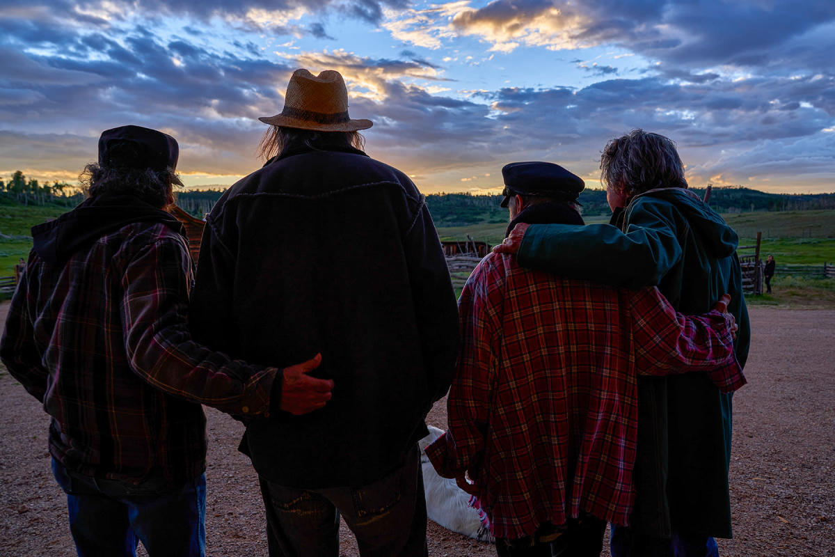 Neil Young and Crazy Horse Back, Ornery on