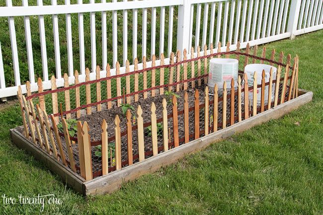 small garden picket best fence ideas