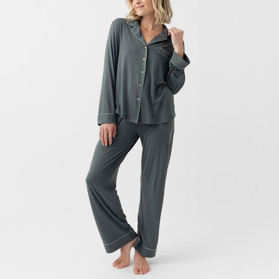 <p><a href="https://go.redirectingat.com?id=74968X1596630&url=https%3A%2F%2Fcozyearth.com%2Fproducts%2Flong-sleeve-bamboo-pajama-set&sref=https%3A%2F%2Fwww.elle.com%2Ffashion%2Fshopping%2Fg44390498%2Fbest-40th-birthday-gift-ideas%2F" rel="nofollow noopener" target="_blank" data-ylk="slk:Shop Now;elm:context_link;itc:0;sec:content-canvas" class="link ">Shop Now</a></p><p>Long Sleeve Stretch-Knit Bamboo Pajama Set</p><p>cozyearth.com</p><p>$146.25</p>