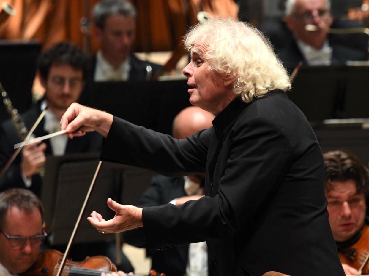 Sir Simon Rattle conducting the LSO at the Barbican: © Doug Peters / PA Wire