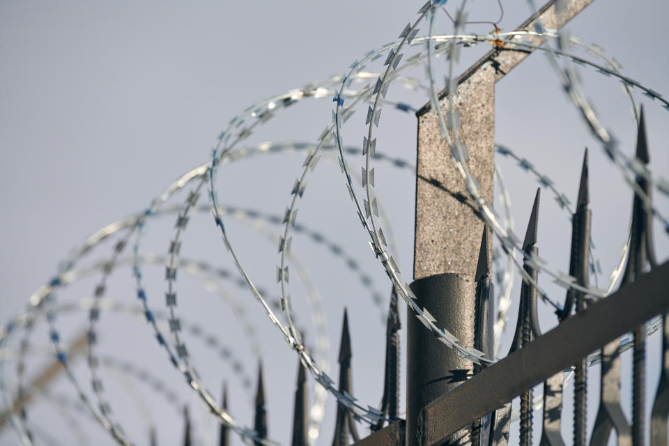 Razor wire