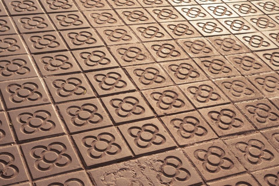 Panots (Street Tiles)