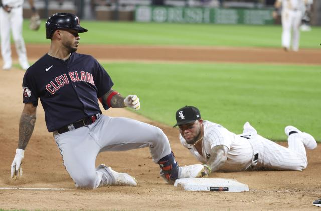 Jake Burger homers twice as White Sox dump Dodgers