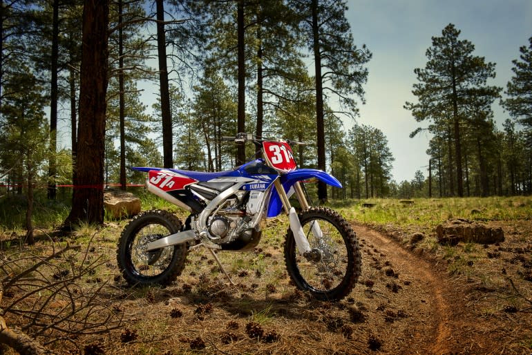 17OFFRD_YZ450FX_B1_0016_1