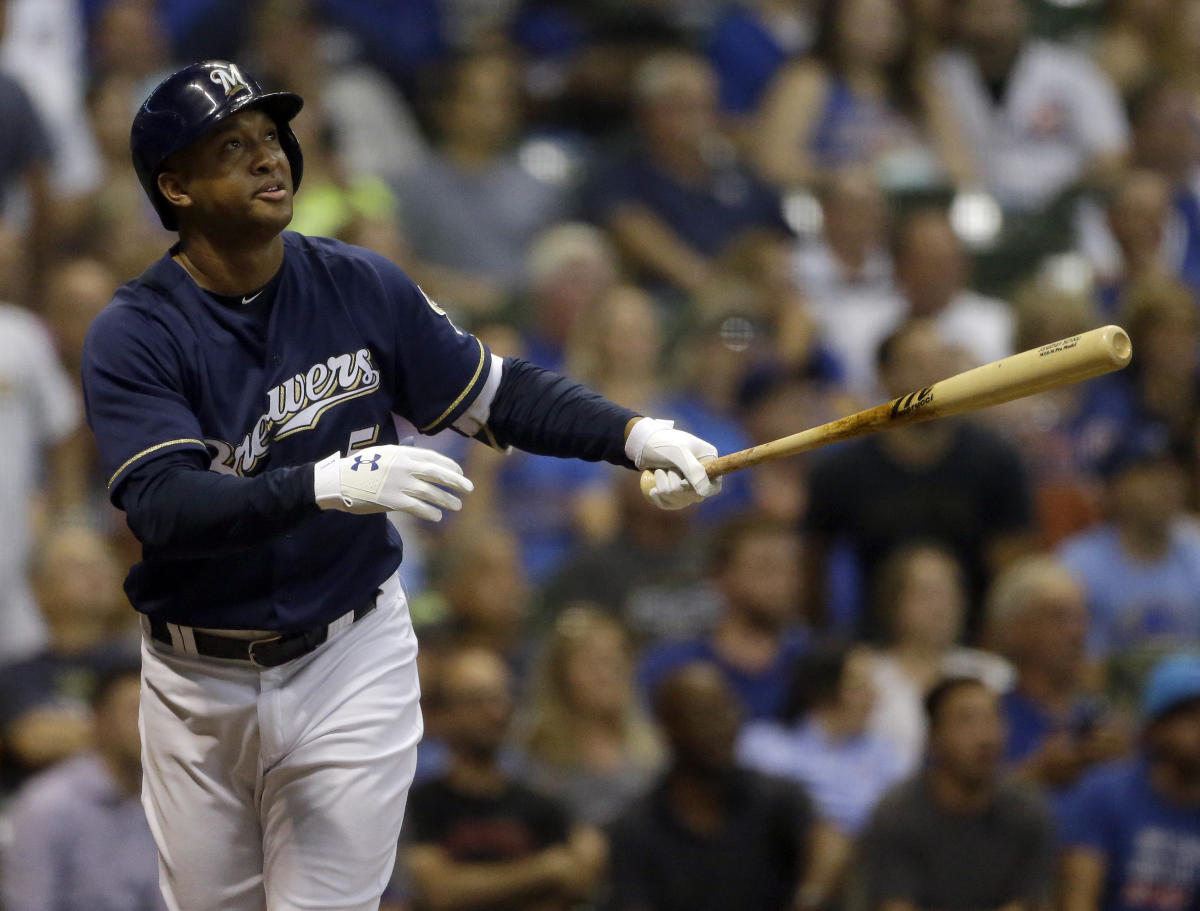 Brewers Reportedly Considering Signing Free Agent Third Baseman