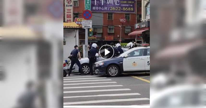 民眾在臉書PO文指稱淡水警方打人，今警方出面駁斥。（圖／翻攝畫面）