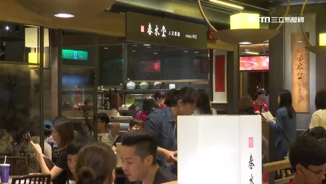 確診女學生曾至春水堂用餐。（圖，非台中豐樂店／資料照）