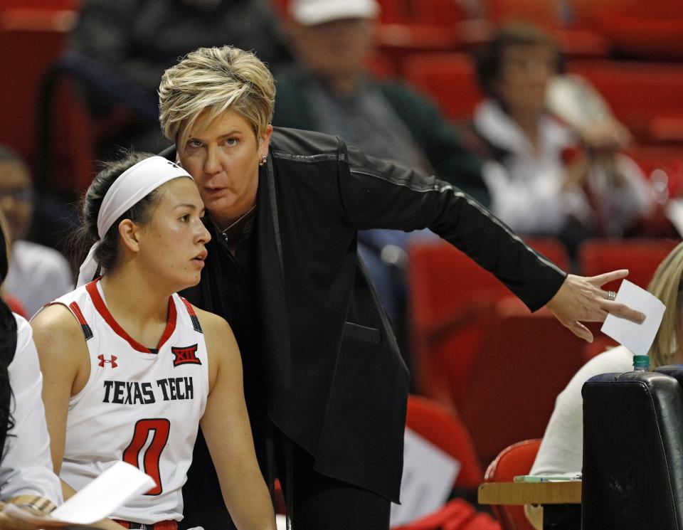 Marlene Stollings talks to Mia Castaneda during a game played in 2018.