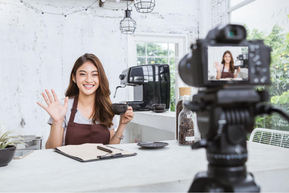 Detrás de los influencers hoy hay contratos de sponsoreo.