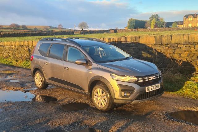 Dacia Jogger Review (2024)