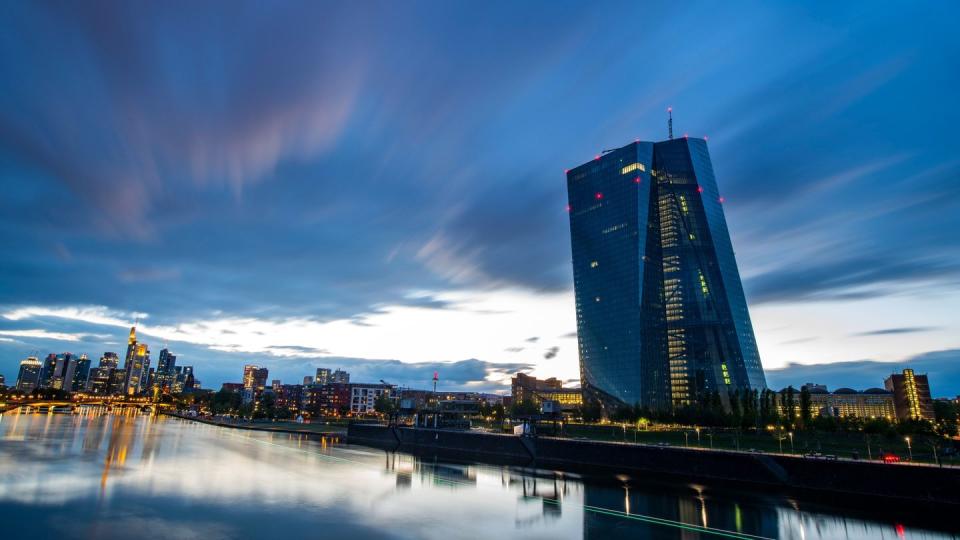 Die Europäische Zentralbank in Frankfurt am Main macht sich Sorgen um die Finanzstabilität.