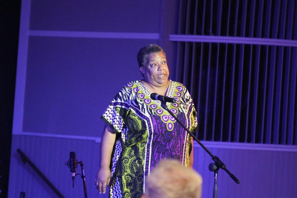 Storyteller Sheila Arnold at the 2022 Flatwater Tales Storytelling Festival in Oak Ridge June 3-4 at the Historic Grove Theater.