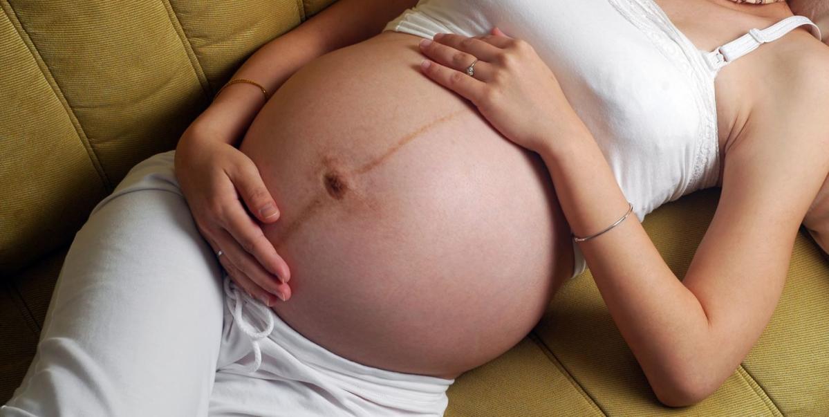 Is a dark line from your navel down your abdomen normal? - Birthing Center  of New York