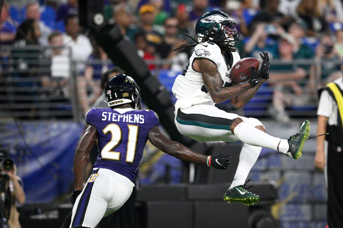 Eagles' A.J. Brown wows teammates in dominant performance vs