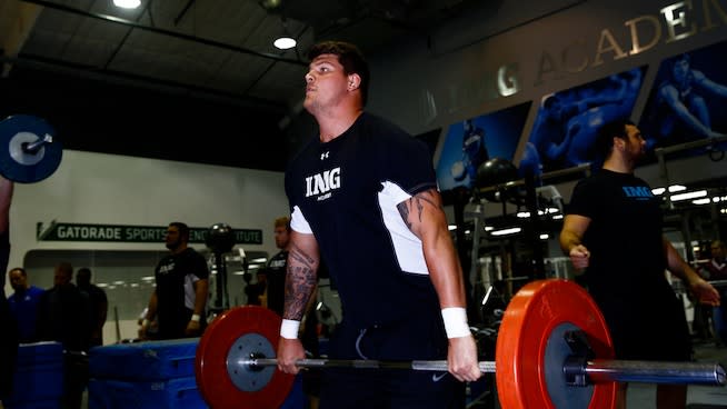 Taylor Lewan Hang Snatch