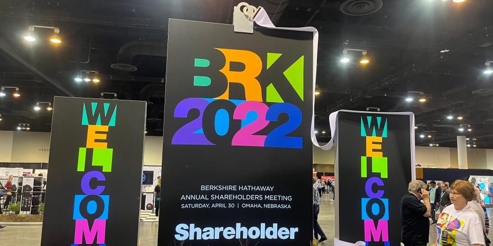 Berkshire Hathaway Annual Meeting: Welcome Sign