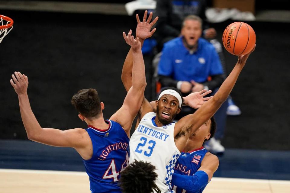 A sixth-year, super-senior, Kansas big man Mitch Lightfoot (44) first played against Kentucky in Rupp Arena in 2016-17 when current NBA veterans De’Aaron Fox, Malik Monk and Bam Adebayo were UK freshmen.